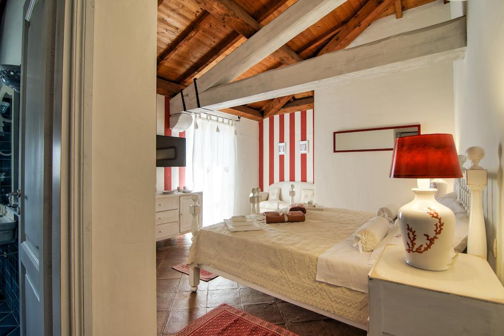 Domus Corallia-Luxury Rooms Porto Rotondo Pokój zdjęcie